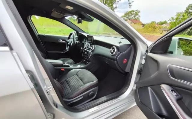 MERCEDES-BENZ Klasa A A 250 (211 KM) Sport DCT