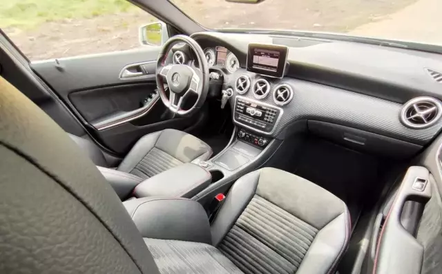 MERCEDES-BENZ Klasa A A 250 (211 KM) Sport DCT