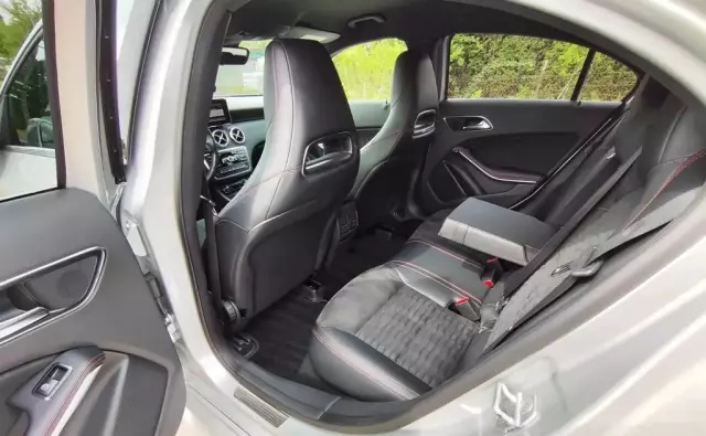 MERCEDES-BENZ Klasa A A 250 (211 KM) Sport DCT