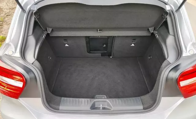 MERCEDES-BENZ Klasa A A 250 (211 KM) Sport DCT