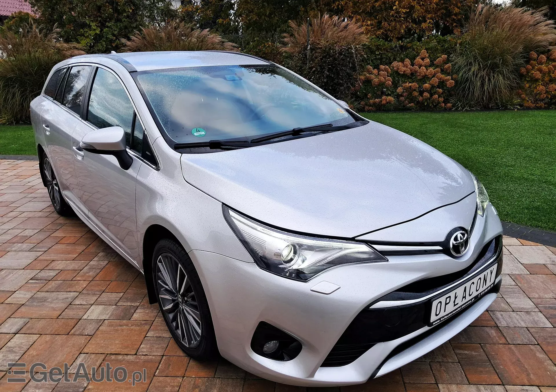 TOYOTA Avensis 