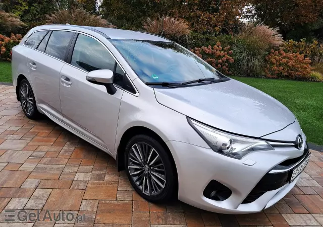 TOYOTA Avensis 