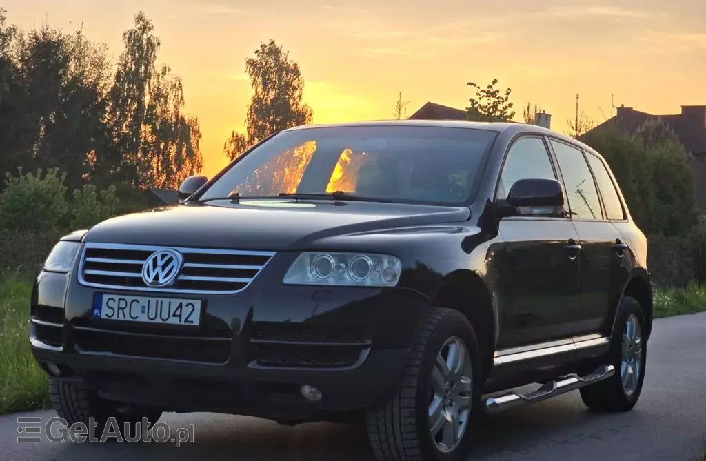 VOLKSWAGEN Touareg 
