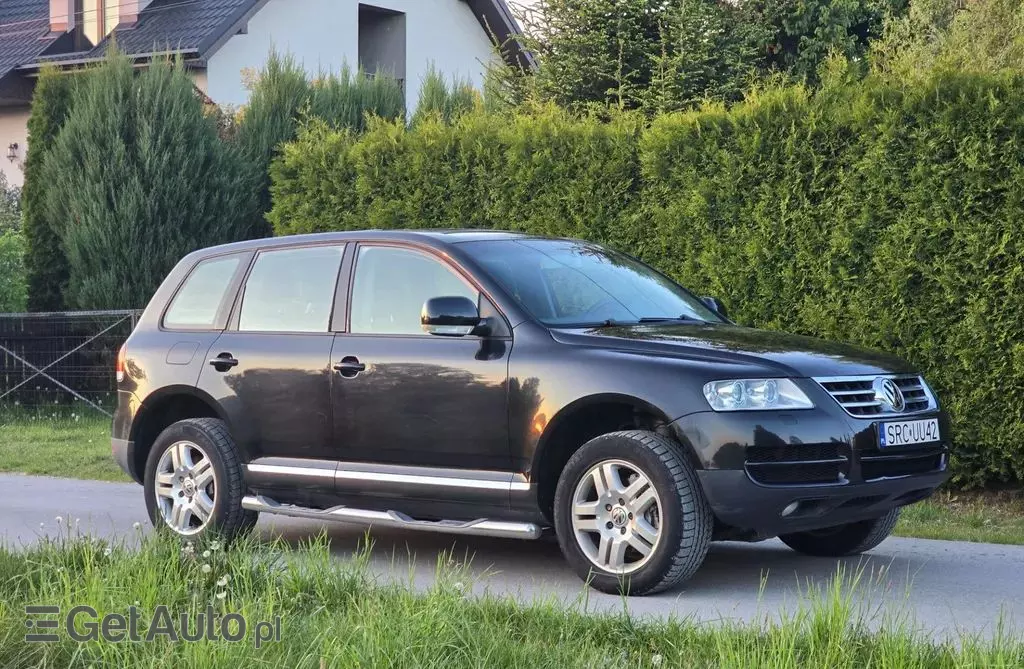 VOLKSWAGEN Touareg 
