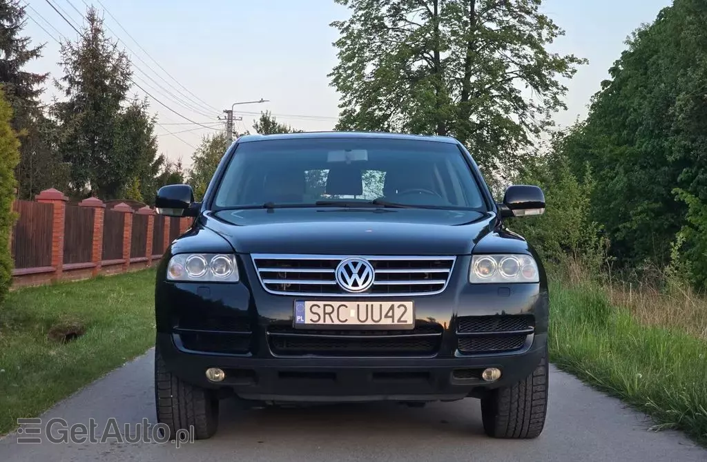 VOLKSWAGEN Touareg 