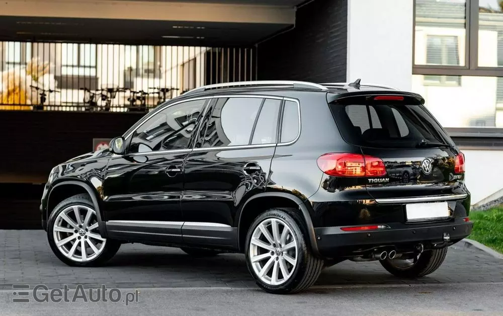 VOLKSWAGEN Tiguan 2.0 TSI 4Mot R-Style DSG