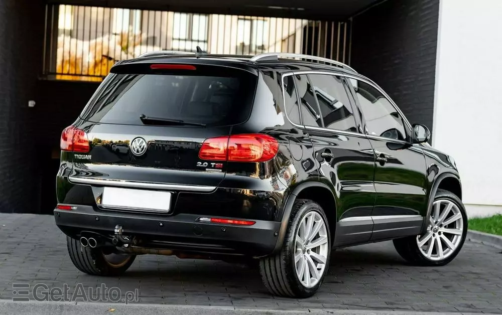 VOLKSWAGEN Tiguan 2.0 TSI 4Mot R-Style DSG