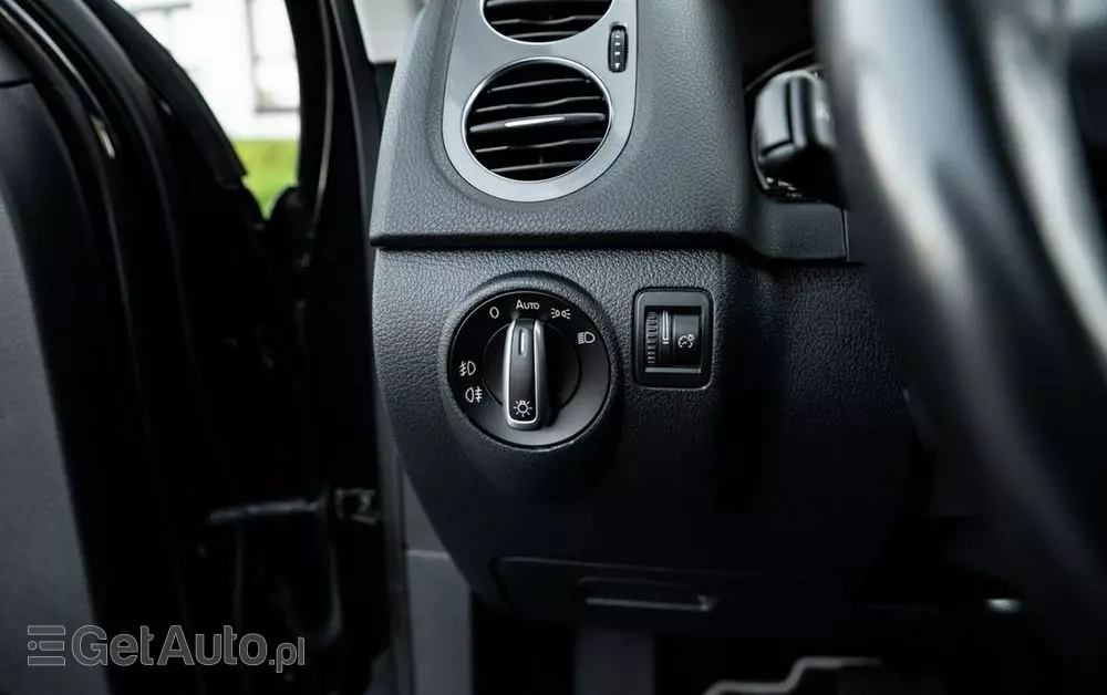 VOLKSWAGEN Tiguan 2.0 TSI 4Mot R-Style DSG