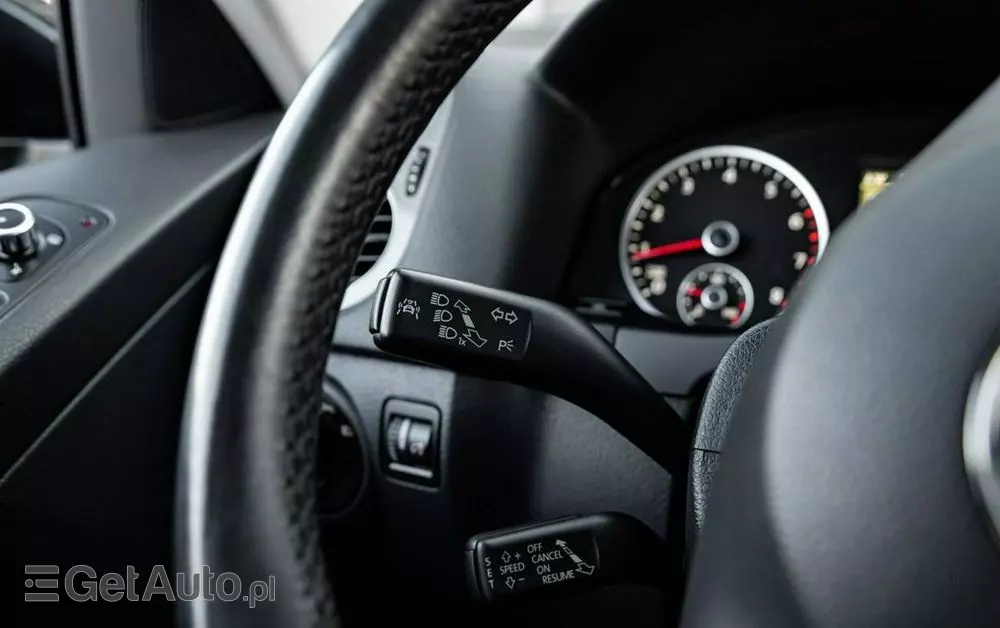 VOLKSWAGEN Tiguan 2.0 TSI 4Mot R-Style DSG