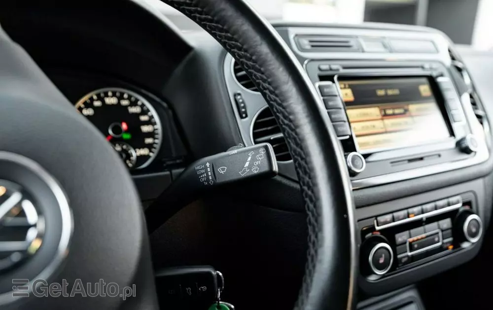 VOLKSWAGEN Tiguan 2.0 TSI 4Mot R-Style DSG