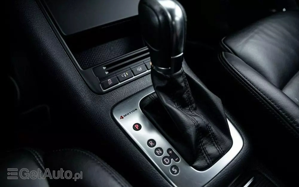 VOLKSWAGEN Tiguan 2.0 TSI 4Mot R-Style DSG