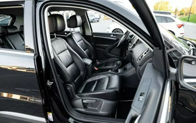 VOLKSWAGEN Tiguan 2.0 TSI 4Mot R-Style DSG