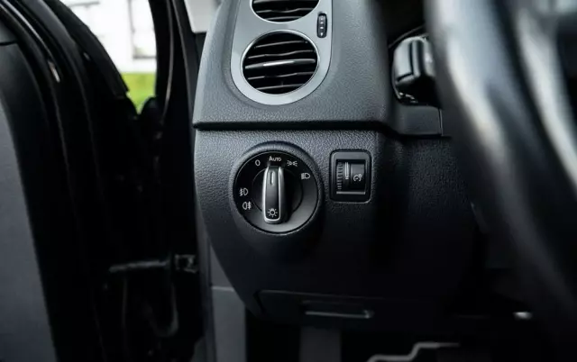 VOLKSWAGEN Tiguan 2.0 TSI 4Mot R-Style DSG