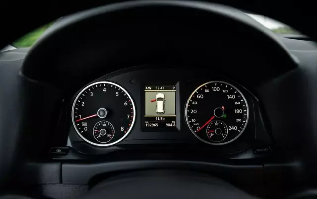 VOLKSWAGEN Tiguan 2.0 TSI 4Mot R-Style DSG