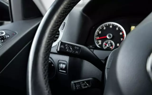 VOLKSWAGEN Tiguan 2.0 TSI 4Mot R-Style DSG