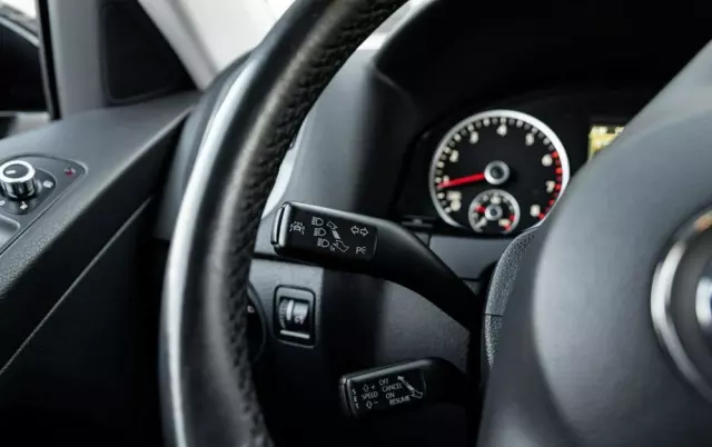 VOLKSWAGEN Tiguan 2.0 TSI 4Mot R-Style DSG