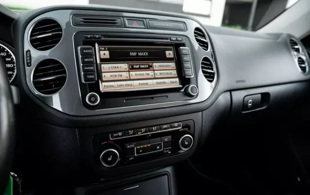 VOLKSWAGEN Tiguan 2.0 TSI 4Mot R-Style DSG