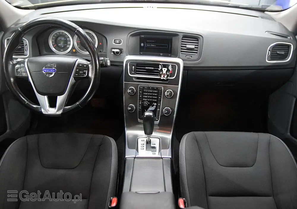 VOLVO V60 D4 Geartronic