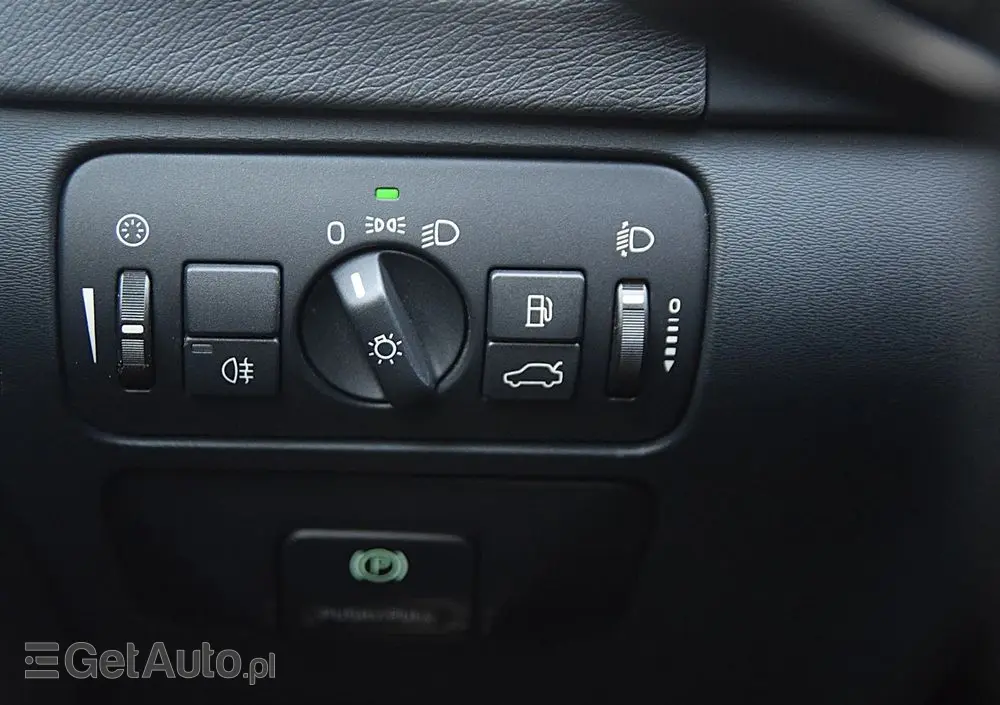 VOLVO V60 D4 Geartronic