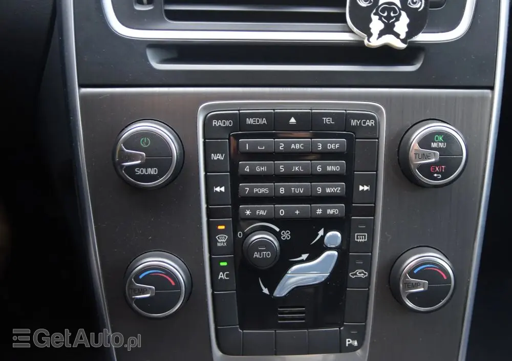 VOLVO V60 D4 Geartronic