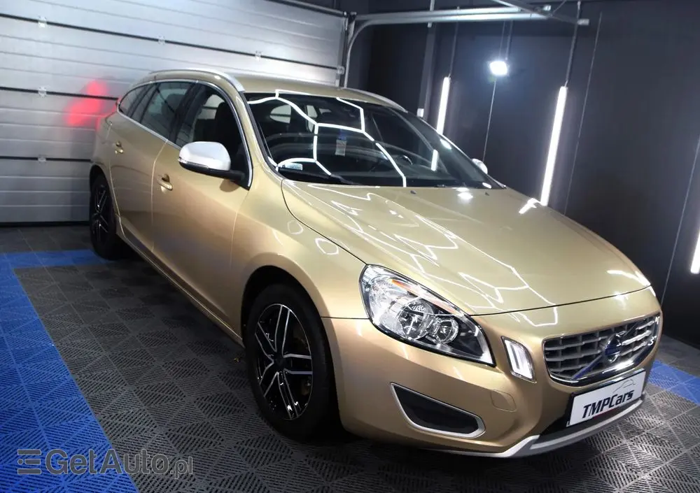 VOLVO V60 D4 Geartronic