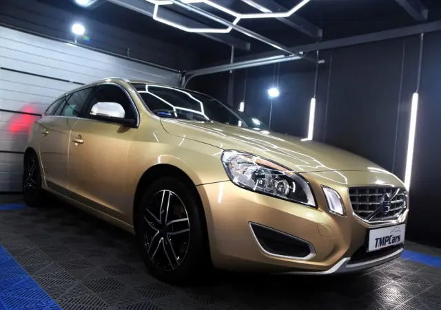 VOLVO V60 D4 Geartronic