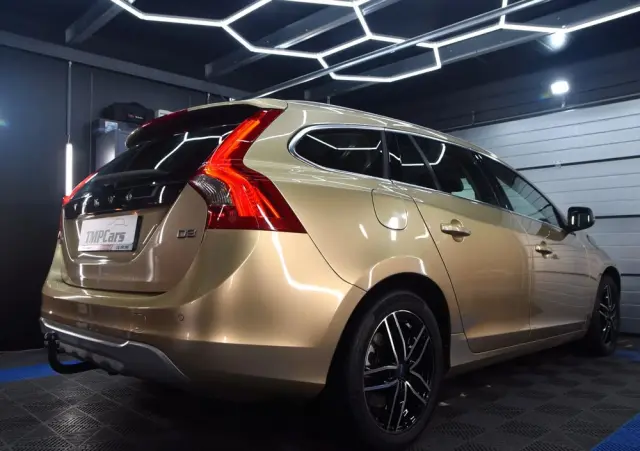 VOLVO V60 D4 Geartronic