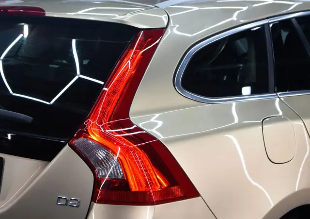 VOLVO V60 D4 Geartronic