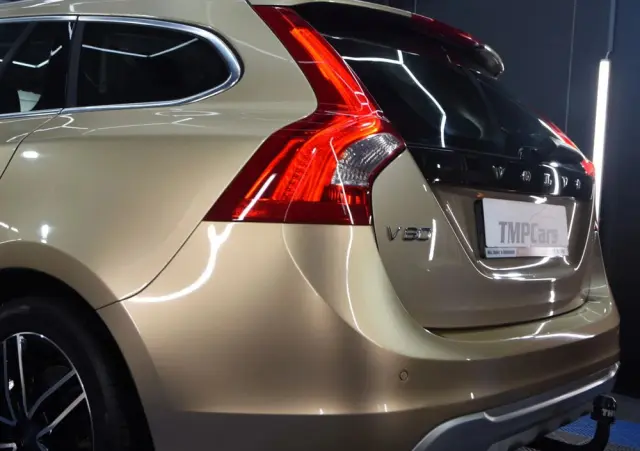 VOLVO V60 D4 Geartronic