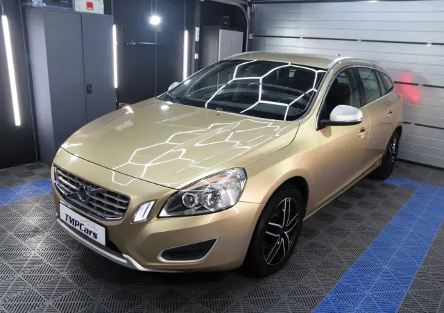 VOLVO V60 D4 Geartronic