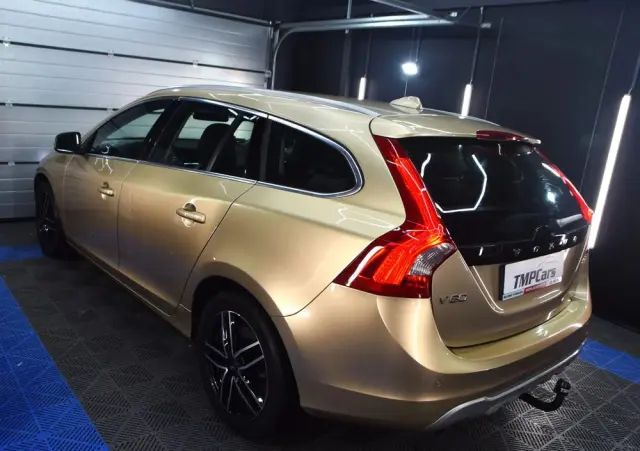 VOLVO V60 D4 Geartronic
