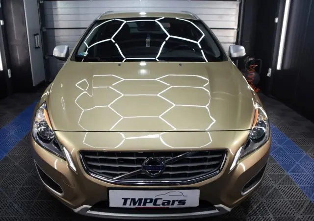 VOLVO V60 D4 Geartronic