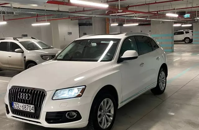 AUDI Q5 