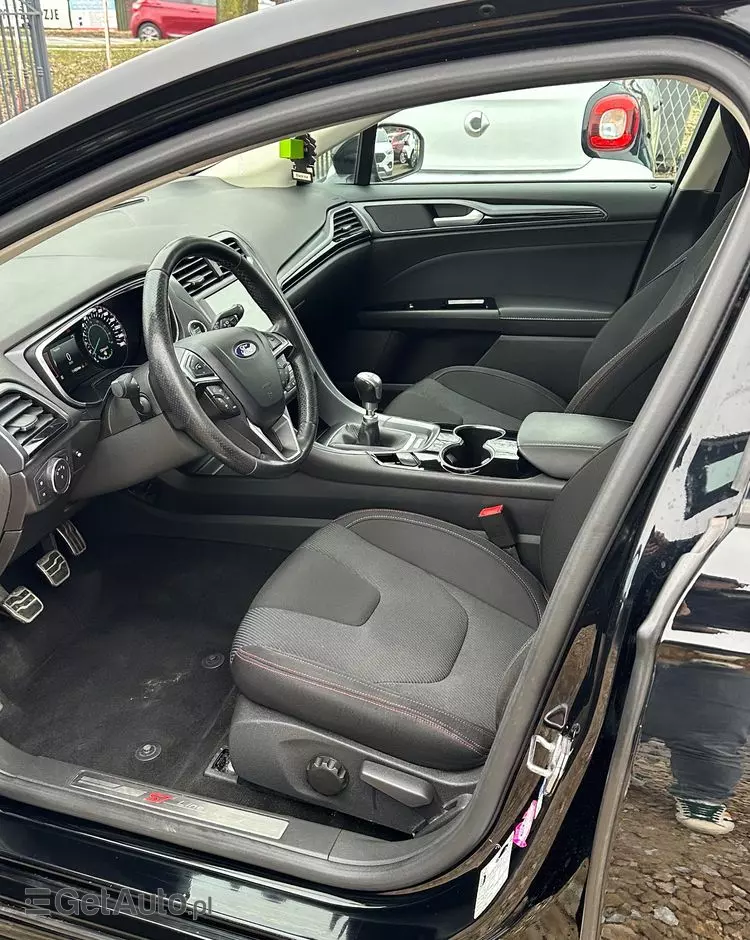 FORD Mondeo 1.5 EcoBoost ST-Line