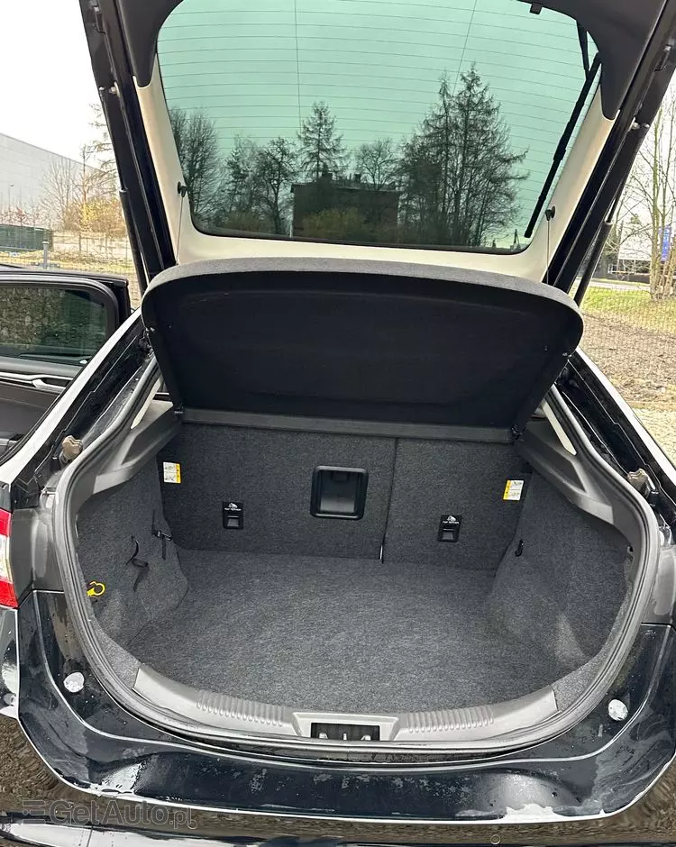 FORD Mondeo 1.5 EcoBoost ST-Line