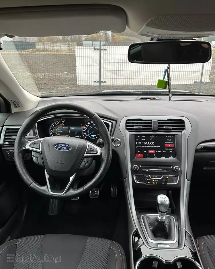 FORD Mondeo 1.5 EcoBoost ST-Line