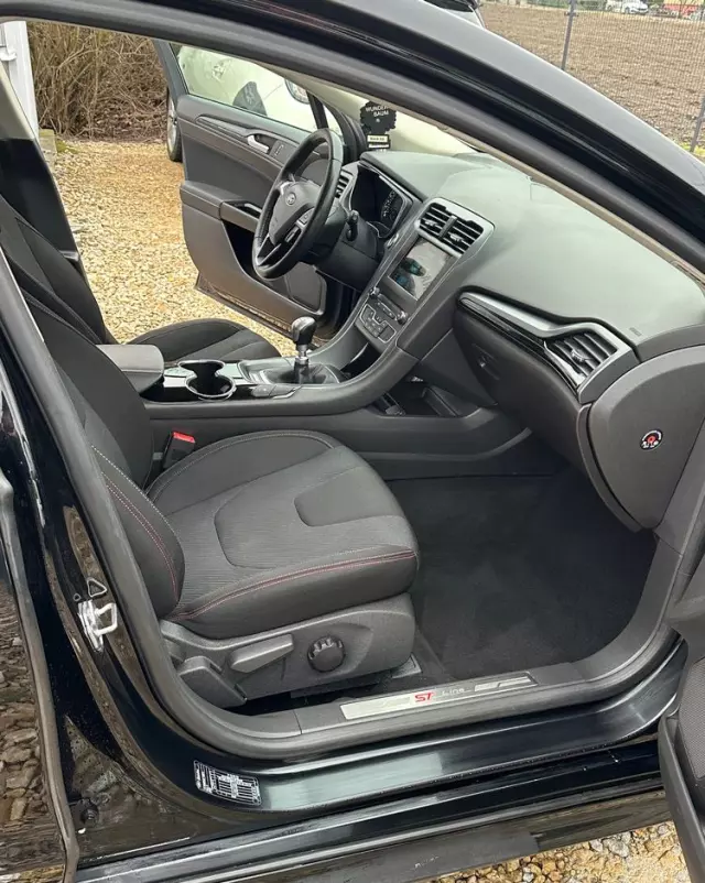 FORD Mondeo 1.5 EcoBoost ST-Line