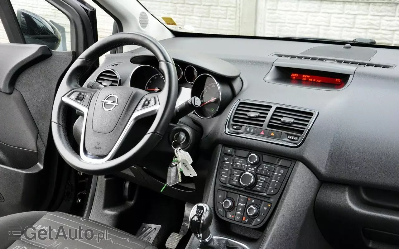 OPEL Meriva 1.4 T Enjoy