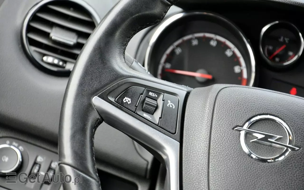 OPEL Meriva 1.4 T Enjoy