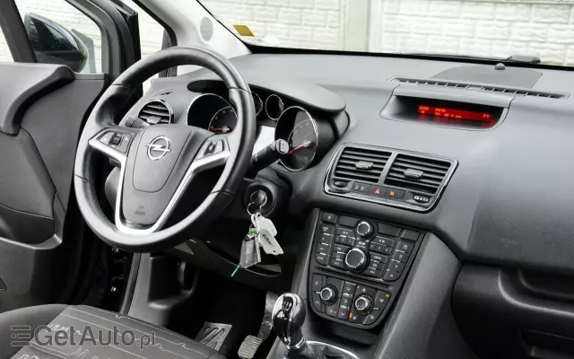 OPEL Meriva 1.4 T Enjoy