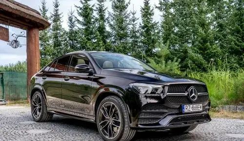 MERCEDES-BENZ GLE 