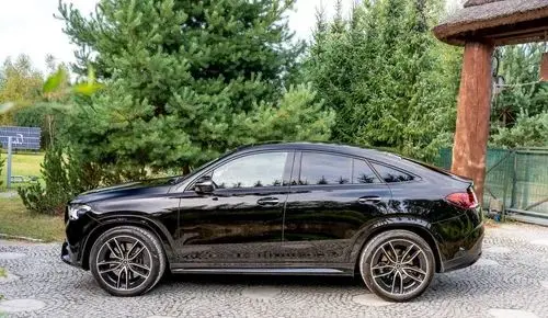MERCEDES-BENZ GLE 