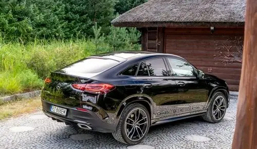 MERCEDES-BENZ GLE 