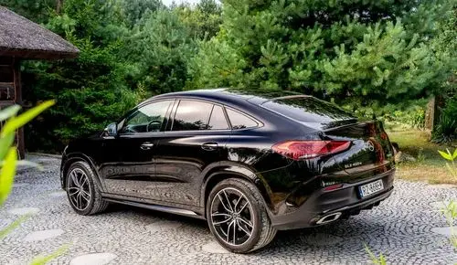 MERCEDES-BENZ GLE 