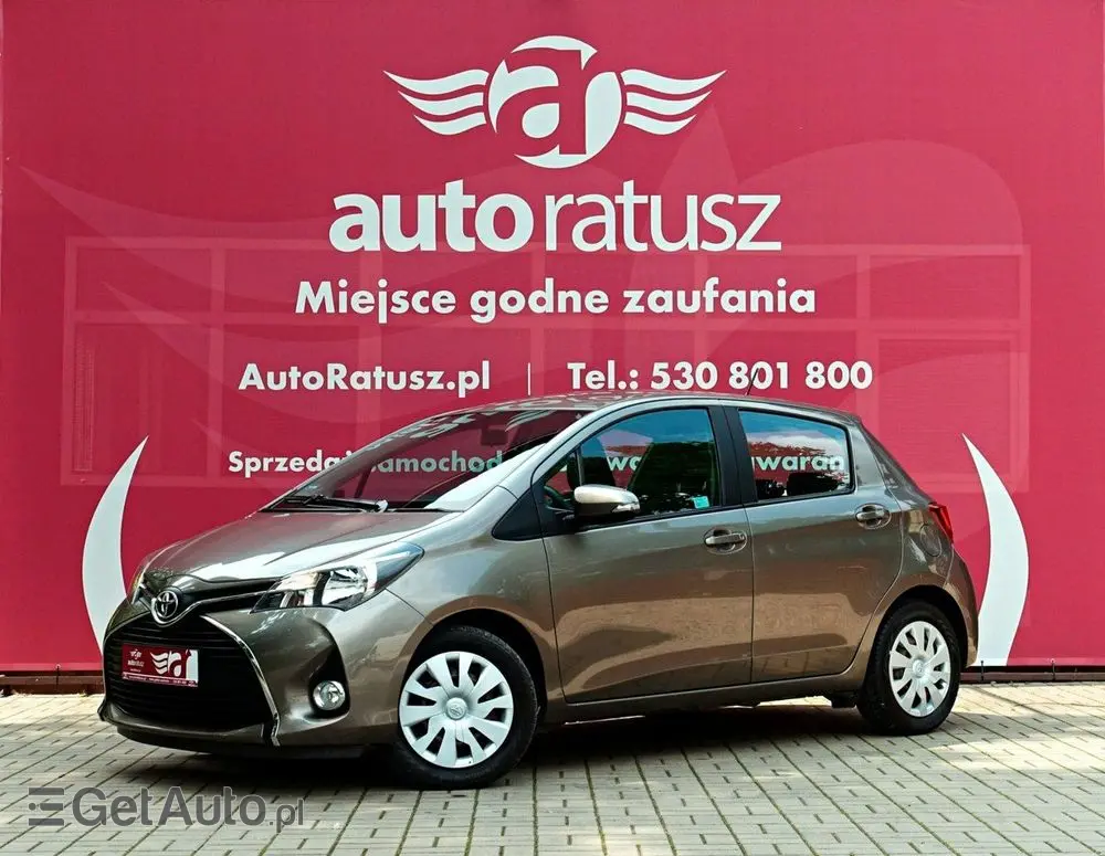 TOYOTA Yaris 