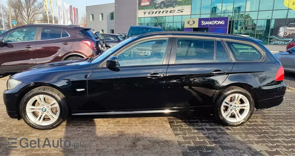 BMW Seria 3 318d