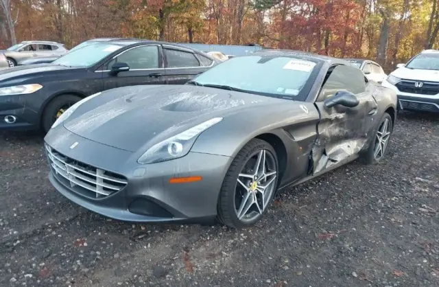 FERRARI California 