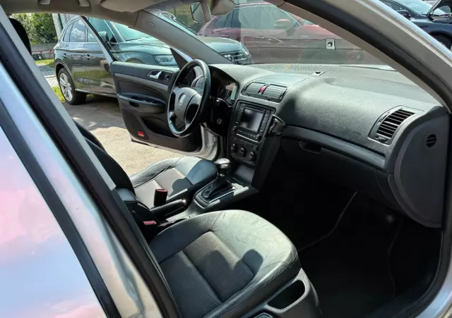 SKODA Octavia 1.9 TDI Ambiente DSG
