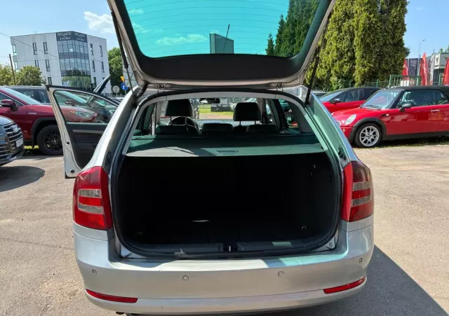 SKODA Octavia 1.9 TDI Ambiente DSG