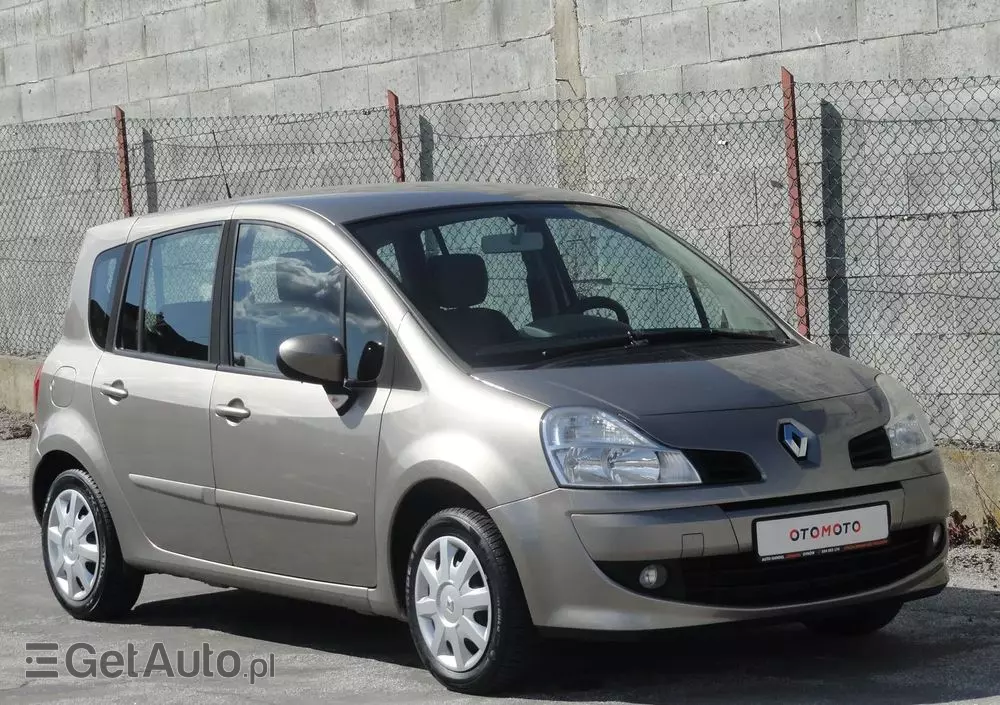 RENAULT Modus Grand 1.2 16V Authentique